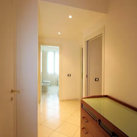 Apartment Trilocale Manatthan *